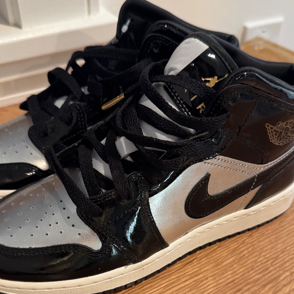 Nike Black Sole Sneakers